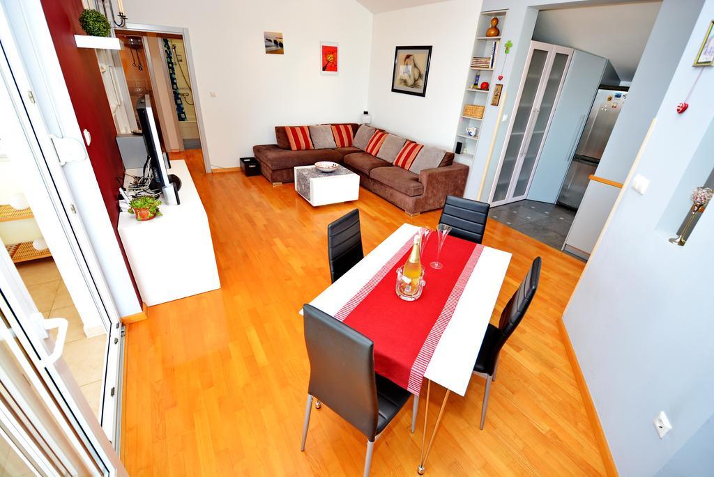 Apartments Andreja Kozino Exterior photo
